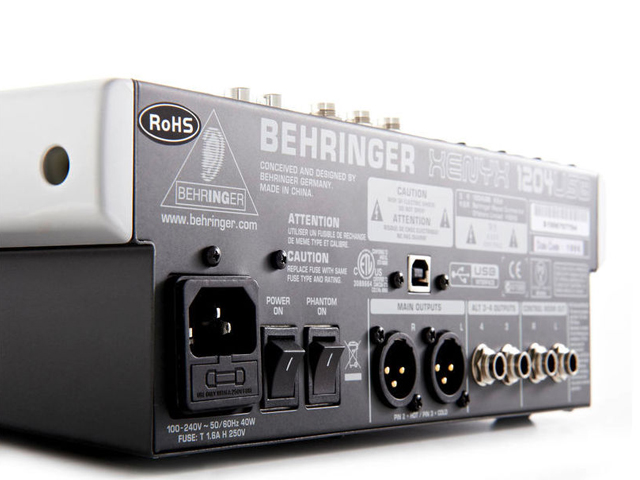 Mixer de Áudio - Behringer Xenyx 1204 USB