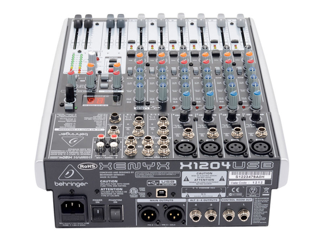 Mixer de Áudio - Behringer Xenyx X1204 USB 