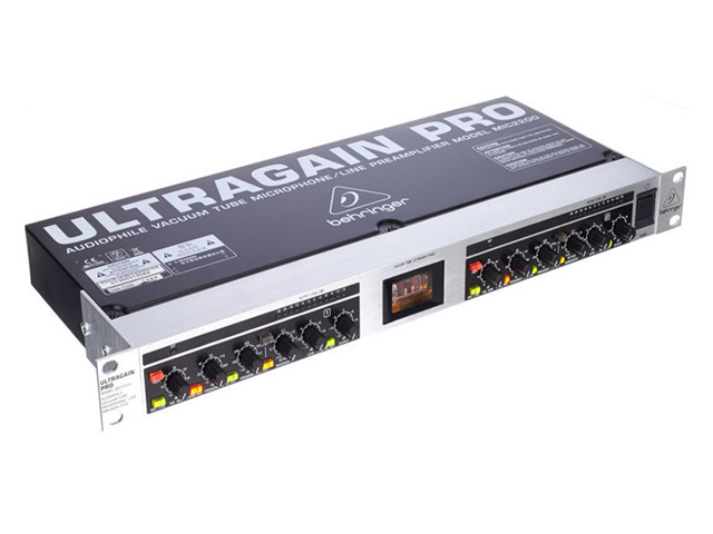 Pré-Amplificador para Microfone Behringer Ultragain Pro MIC2200