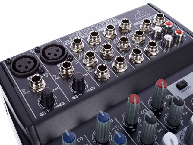 Mixer de Áudio - Behringer Xenyx 1002