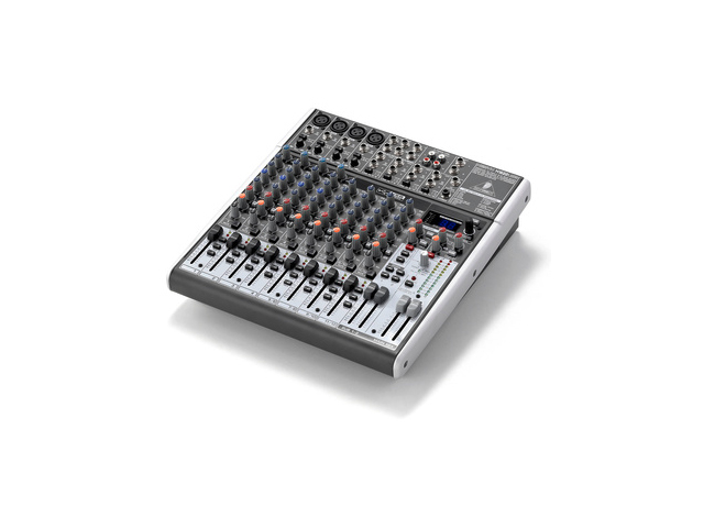 Mixer de Áudio - Behringer Xenyx X1622 USB 