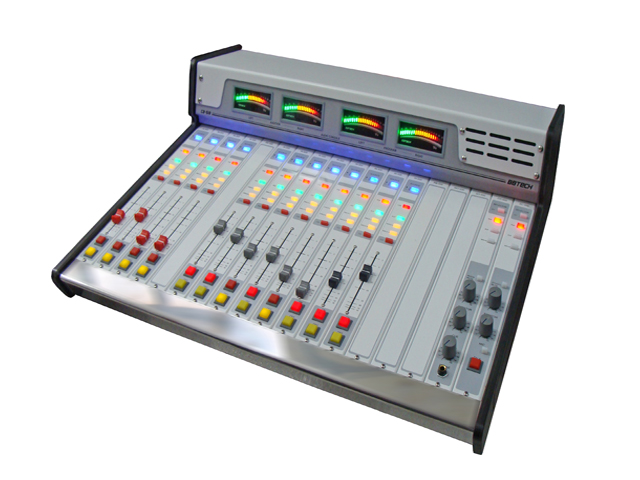 Console para Broadcast CA-518 - BBTECH