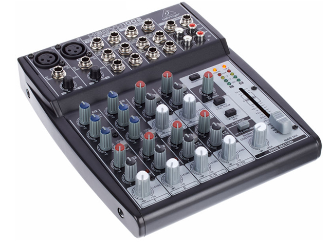 Mixer de Áudio - Behringer Xenyx 1002